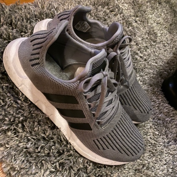 Adidas sneakers - Picture 3 of 3